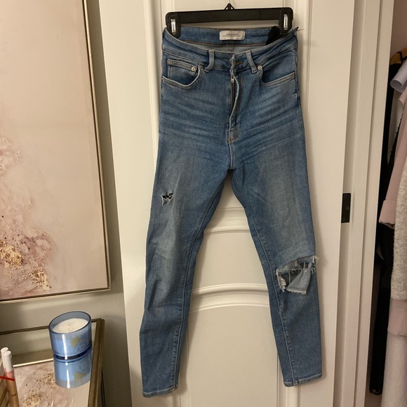 Zara High Rise Ripped Skinny Jeans - Picture 1 of 8